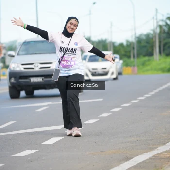 Runner Photo 1658693