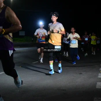 Runner Photo 1658695