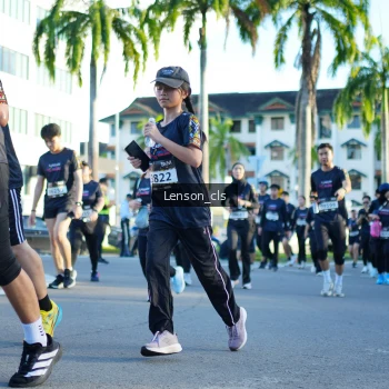 Runner Photo 1658718