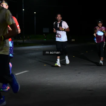 Runner Photo 1658731