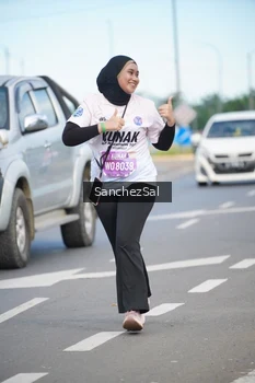 Runner Photo 1658736