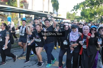 Runner Photo 1658742