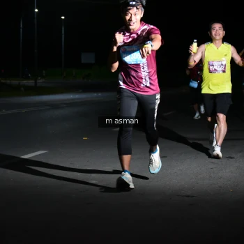 Runner Photo 1658767