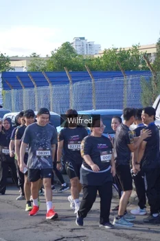Runner Photo 1658816