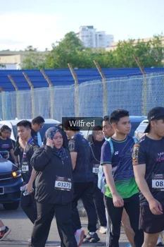 Runner Photo 1658834