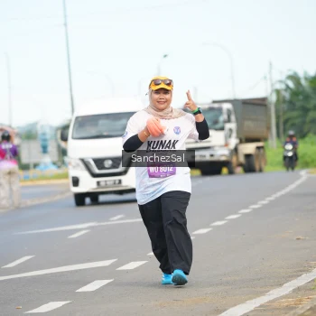 Runner Photo 1658839
