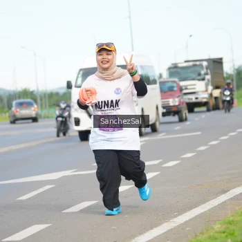 Runner Photo 1658866