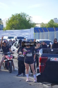 Runner Photo 1658870