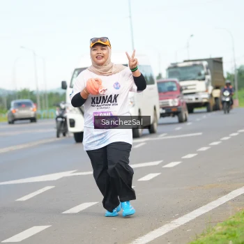 Runner Photo 1658872