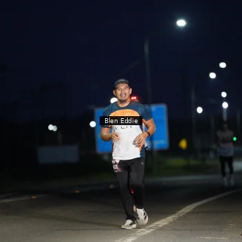 Runner Photo 1658879