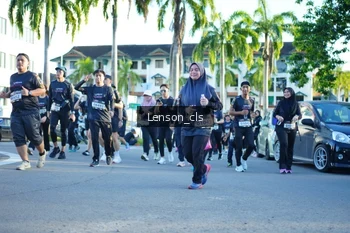Runner Photo 1658923
