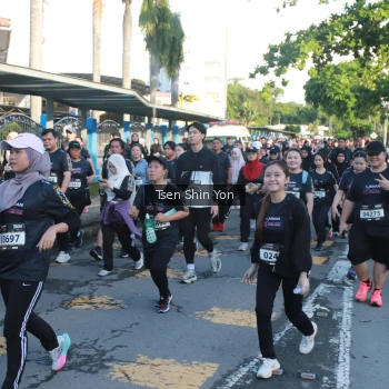 Runner Photo 1658945