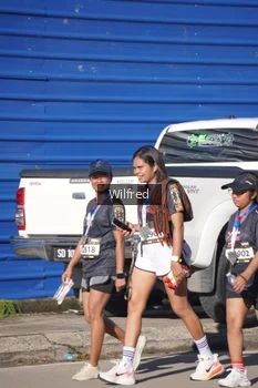 Runner Photo 1659001