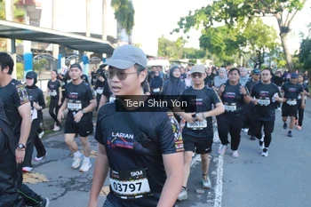 Runner Photo 1659120