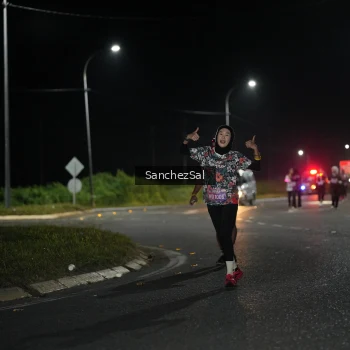 Runner Photo 1659190