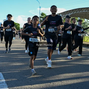 Runner Photo 1659199