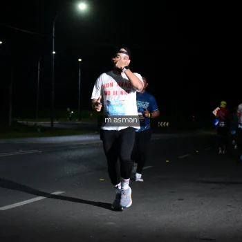 Runner Photo 1659260