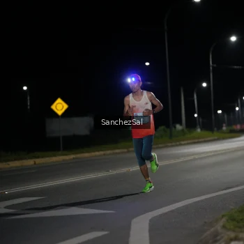Runner Photo 1659300