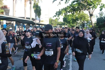 Runner Photo 1659302