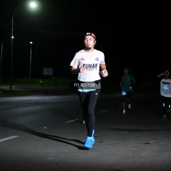 Runner Photo 1659318