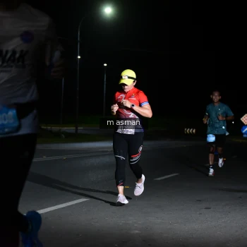 Runner Photo 1659348