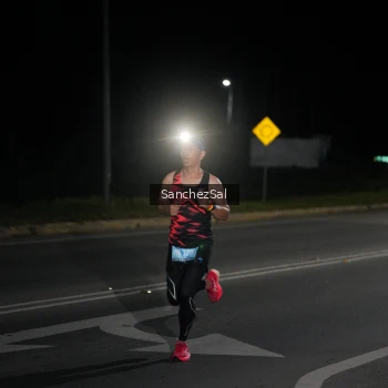 Runner Photo 1659382