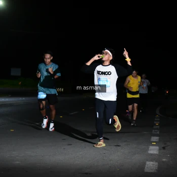 Runner Photo 1659389
