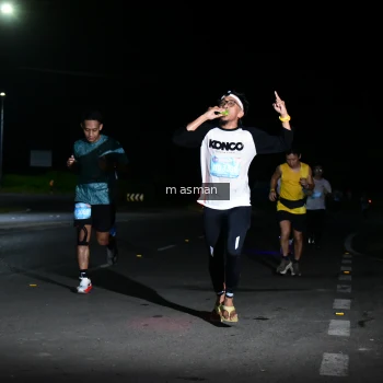 Runner Photo 1659410