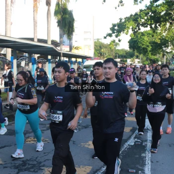 Runner Photo 1659627