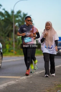 Runner Photo 1659660