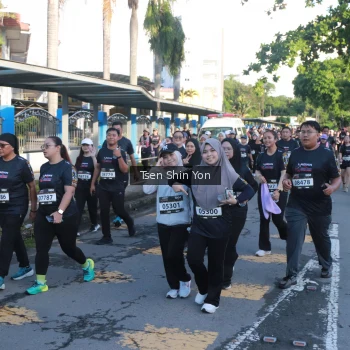 Runner Photo 1659771