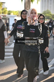 Runner Photo 1659813