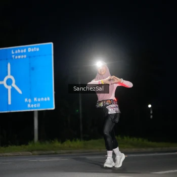 Runner Photo 1659998