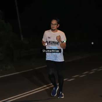 Runner Photo 1659999