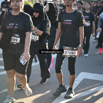 Runner Photo 1660020