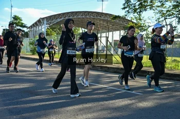 Runner Photo 1660053