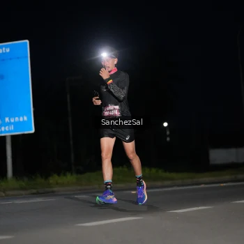 Runner Photo 1660055
