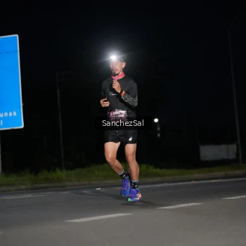Runner Photo 1660061