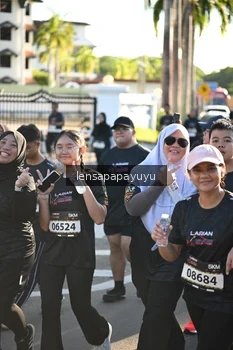 Runner Photo 1660084