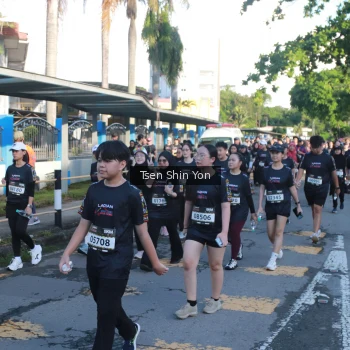 Runner Photo 1660094