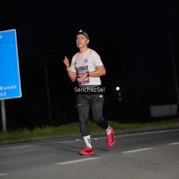 Runner Photo 1660127