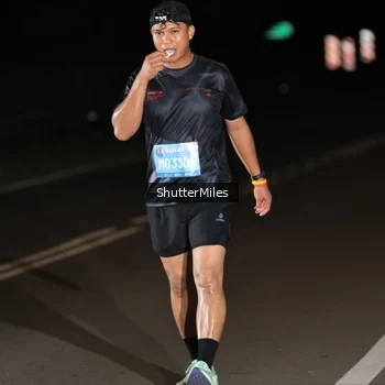 Runner Photo 1660134