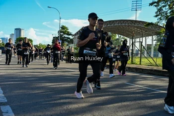 Runner Photo 1660172