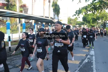 Runner Photo 1660191