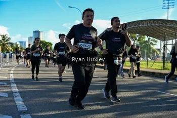 Runner Photo 1660224