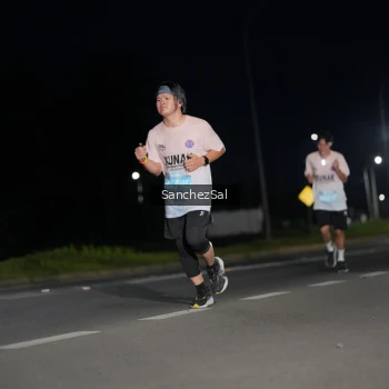 Runner Photo 1660329