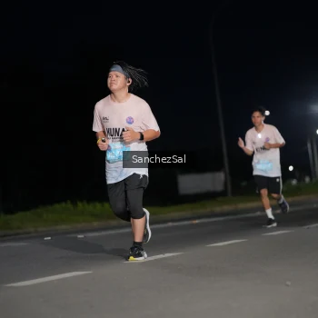 Runner Photo 1660330