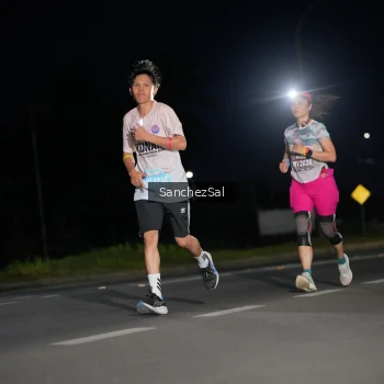 Runner Photo 1660359