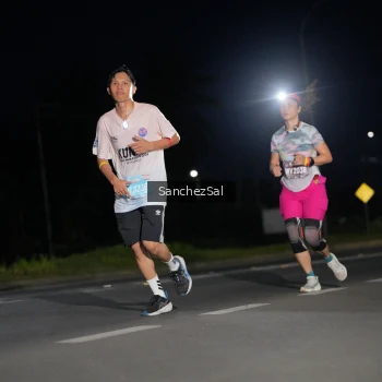 Runner Photo 1660373