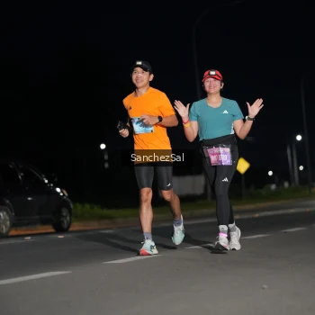 Runner Photo 1660400